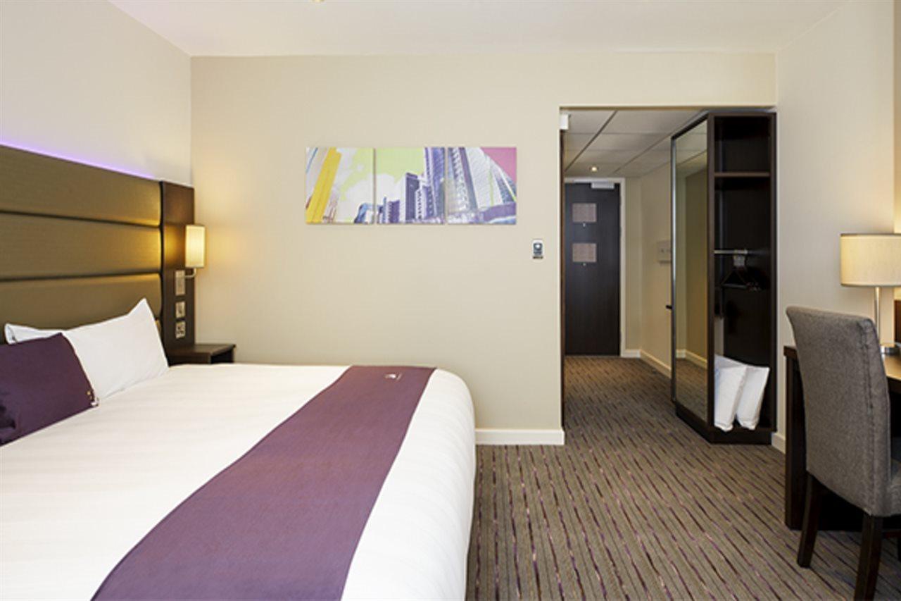 Premier Inn Premier Inn Weymouth Bagian luar foto